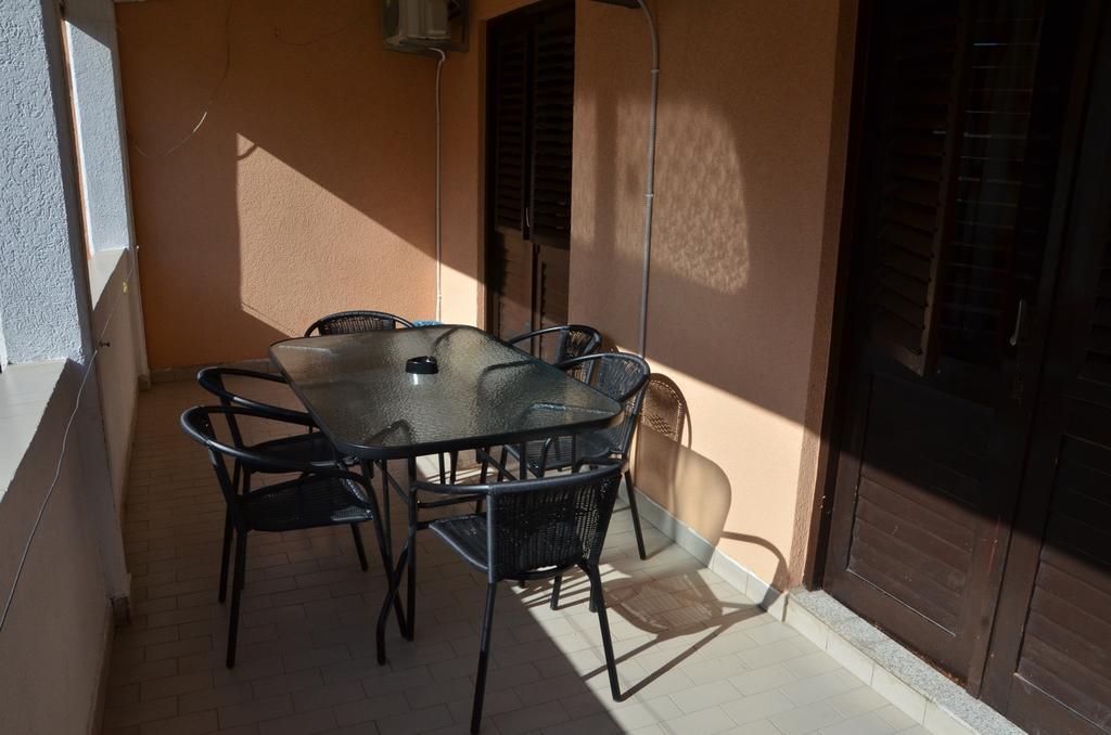 Mg Apartments And Rooms بودفا المظهر الخارجي الصورة