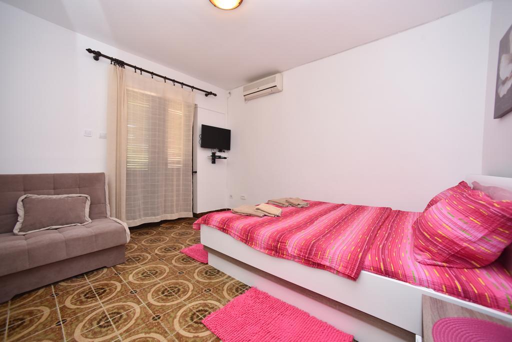 Mg Apartments And Rooms بودفا المظهر الخارجي الصورة