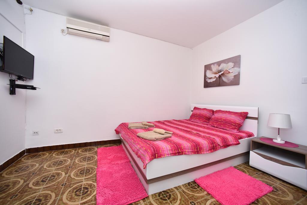 Mg Apartments And Rooms بودفا المظهر الخارجي الصورة